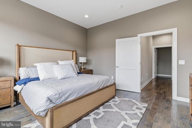 4586 RIVERSIDE WAY, Philadelphia, PA 19127