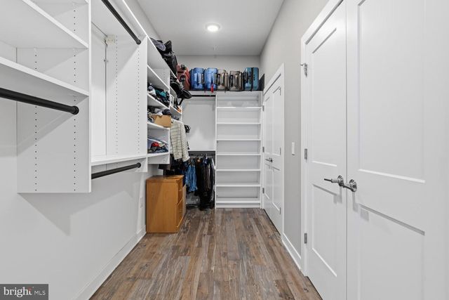 4586 RIVERSIDE WAY, Philadelphia, PA 19127