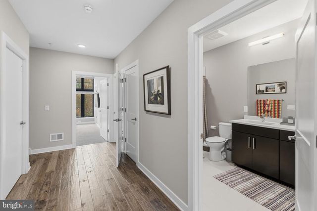 4586 RIVERSIDE WAY, Philadelphia, PA 19127