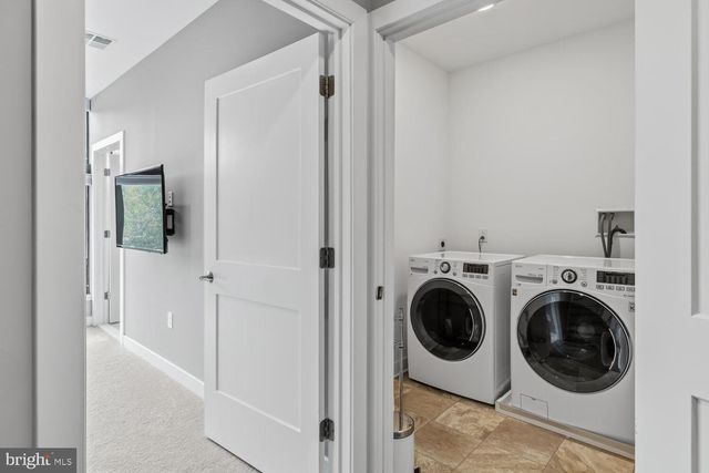 4586 RIVERSIDE WAY, Philadelphia, PA 19127