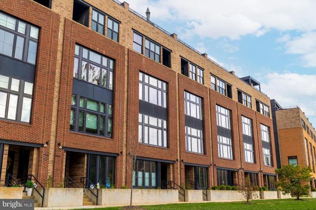 4586 RIVERSIDE WAY, Philadelphia, PA 19127