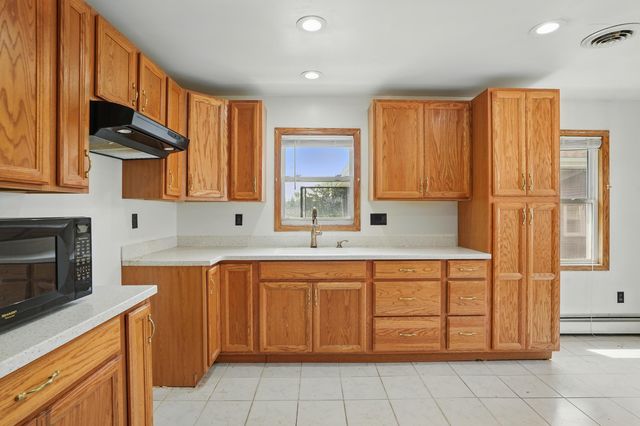 1238 Lakeview Avenue, Whiting, IN 46394