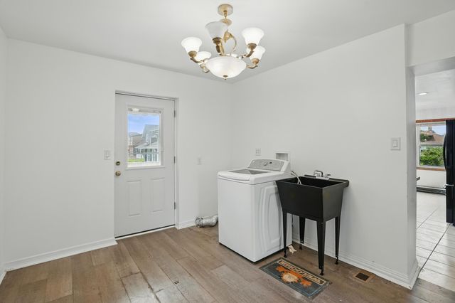 1238 Lakeview Avenue, Whiting, IN 46394