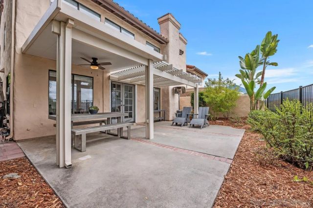 701 Concerto Gln, Escondido, CA 92025