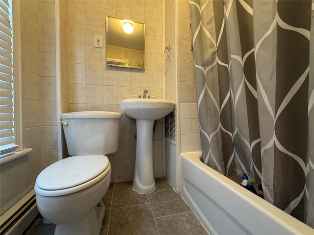 2 CHARLES APT #2 Street 2, Poughkeepsie, NY 12601