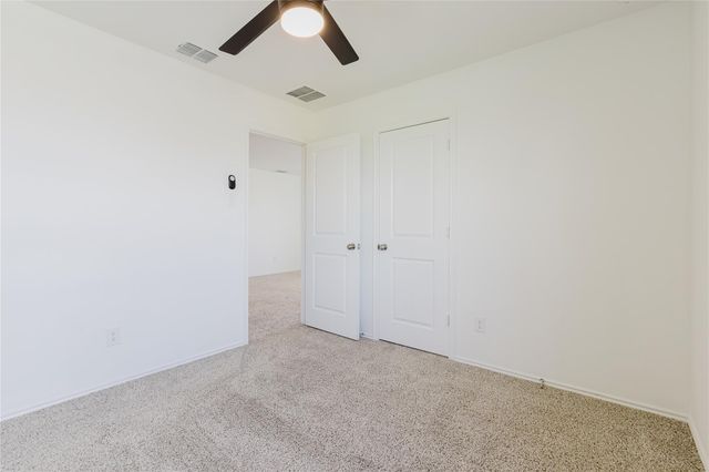 504 N Thunderstorm Ave, Lockhart, TX 78644
