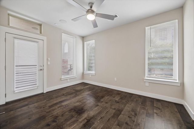 4819 Caroline Street 104, Houston, TX 77004