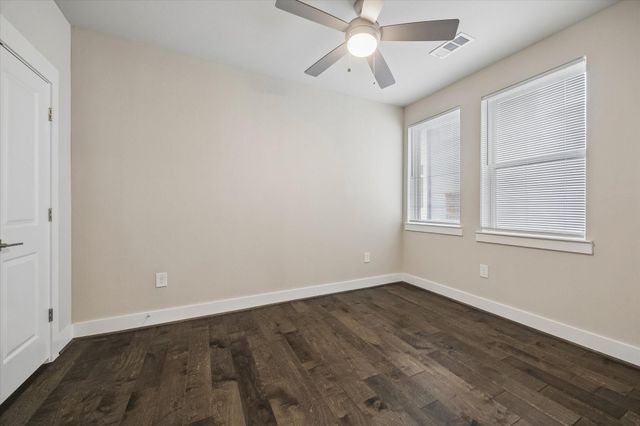 4819 Caroline Street 104, Houston, TX 77004