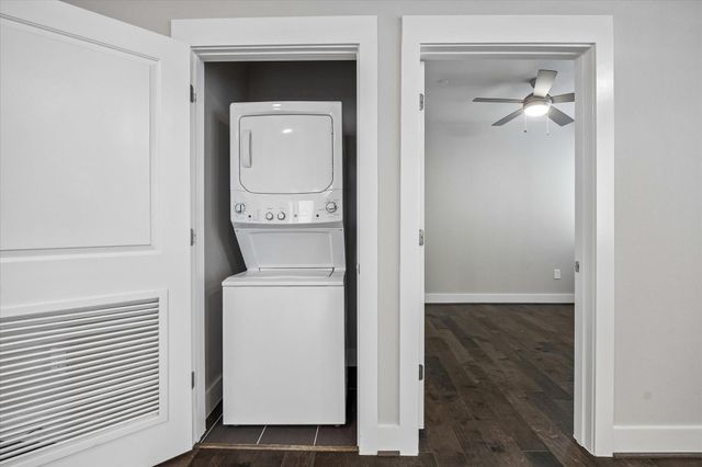 4819 Caroline Street 104, Houston, TX 77004