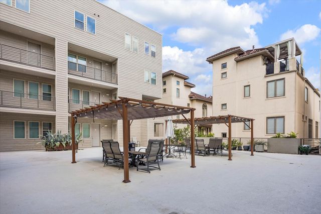 4819 Caroline Street 104, Houston, TX 77004