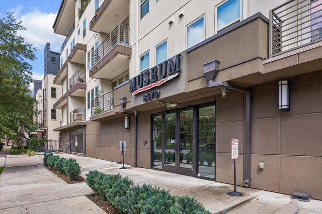 4819 Caroline Street 104, Houston, TX 77004