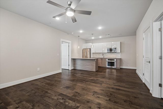 4819 Caroline Street 104, Houston, TX 77004