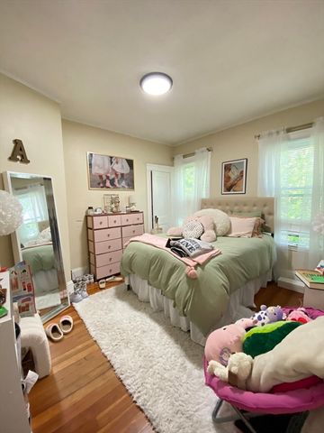 270 Harvard St 1, Medford, MA 02155