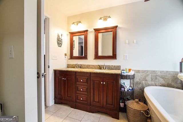 4558 Bronte Lane, Douglasville, GA 30135