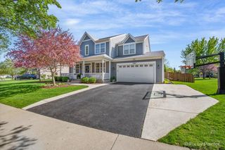 380 Fountain Avenue, Elgin, IL 60124