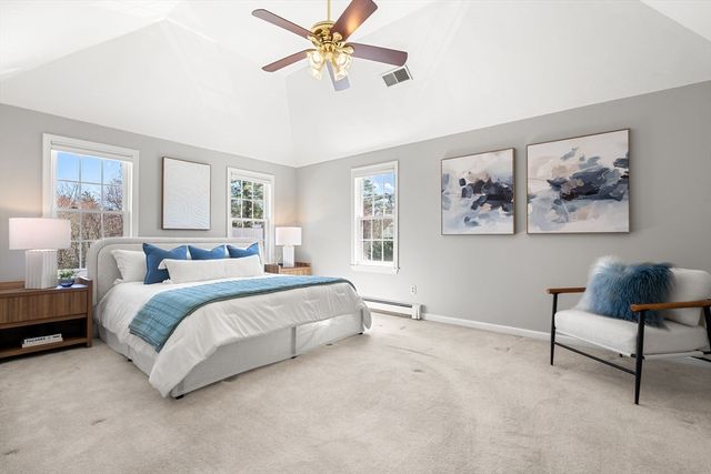 53 Mansfield St, Weymouth, MA 02190