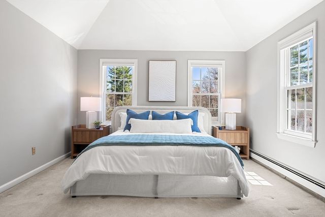53 Mansfield St, Weymouth, MA 02190
