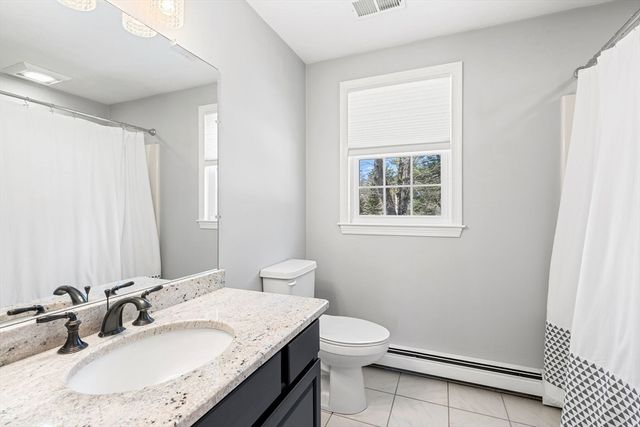 53 Mansfield St, Weymouth, MA 02190