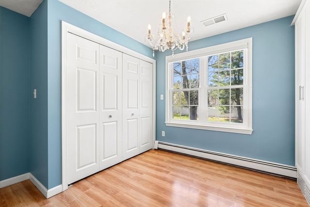 53 Mansfield St, Weymouth, MA 02190