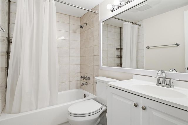 142 Norwich F, West Palm Beach, FL 33417