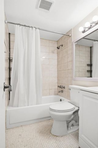 142 Norwich F, West Palm Beach, FL 33417