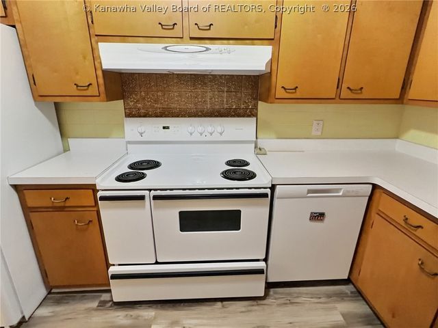 729 Chappell Road, Charleston, WV 25304