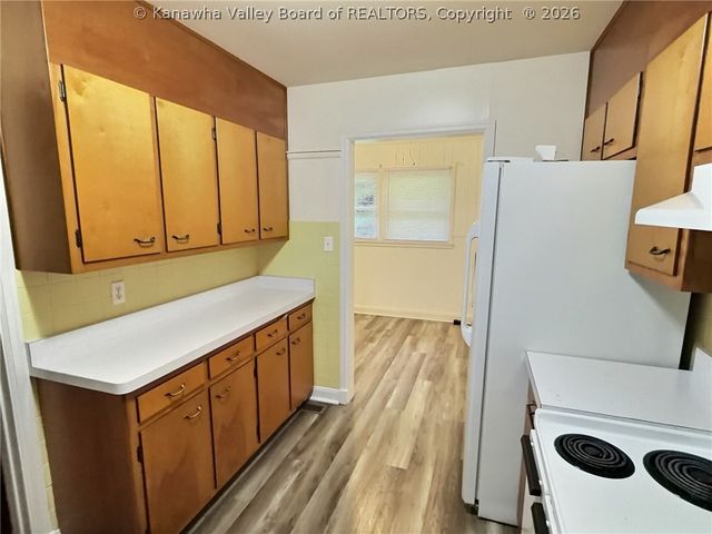 729 Chappell Road, Charleston, WV 25304