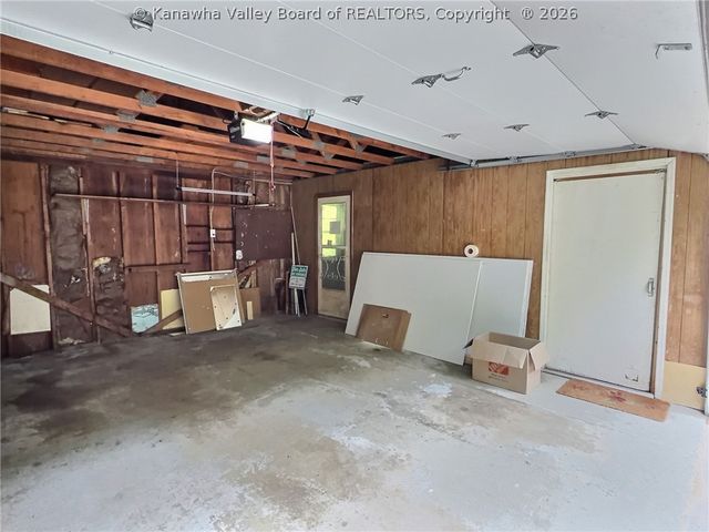 729 Chappell Road, Charleston, WV 25304