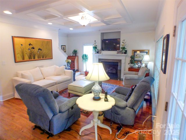 355 Sardis Alt Road N, Charlotte, NC 28270