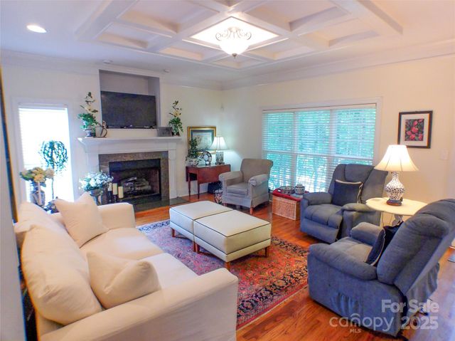 355 Sardis Alt Road N, Charlotte, NC 28270