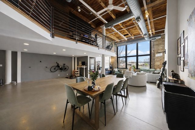 407 N Elizabeth Street 101B, Chicago, IL 60642