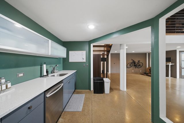 407 N Elizabeth Street 101B, Chicago, IL 60642