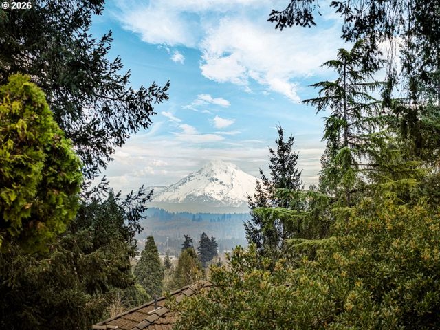 16635 Se SUNRIDGE Ln, Milwaukie, OR 97267