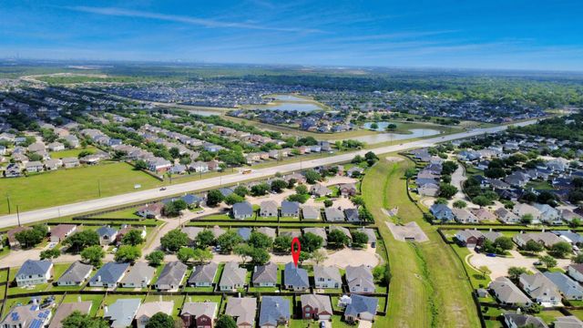 2315 Cardinal Elm Street, Fresno, TX 77545