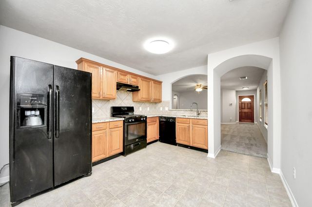 2315 Cardinal Elm Street, Fresno, TX 77545