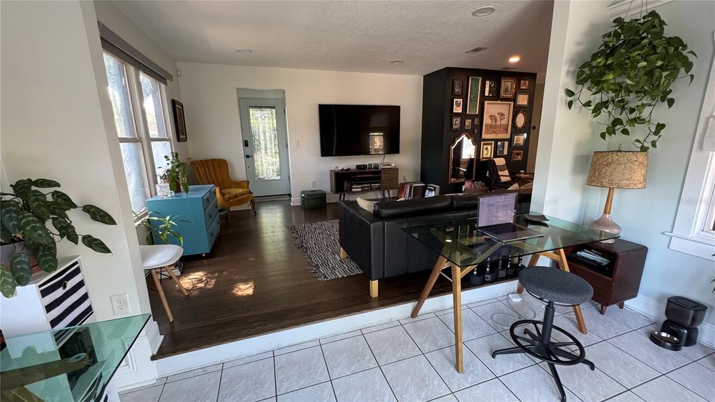 Image 7 of property listing at 795 30TH STREET, Orlando, FL 32805