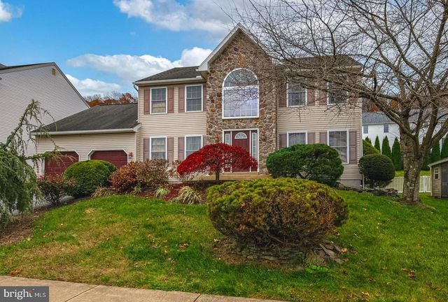 908 KATE DR, Reading, PA 19608