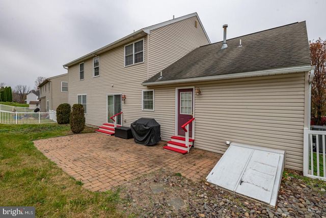 908 KATE DR, Reading, PA 19608