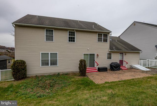 908 KATE DR, Reading, PA 19608