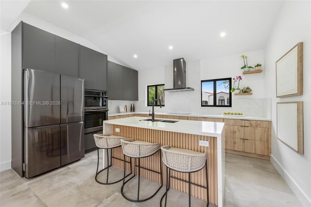 1207 Columbus Blvd, Coral Gables, FL 33134