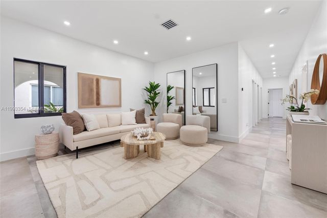 1207 Columbus Blvd, Coral Gables, FL 33134