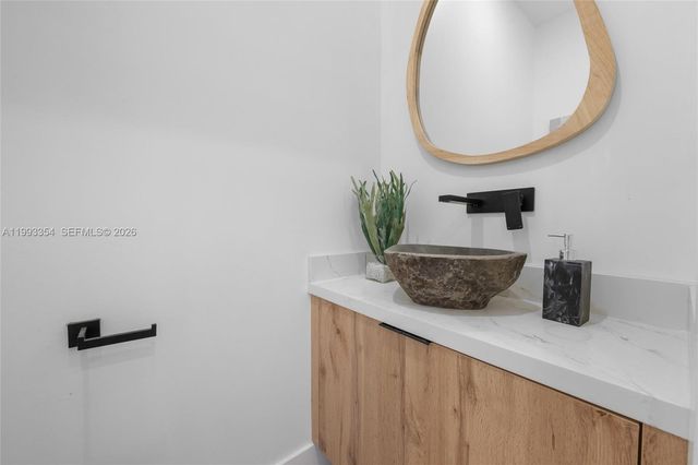 1207 Columbus Blvd, Coral Gables, FL 33134