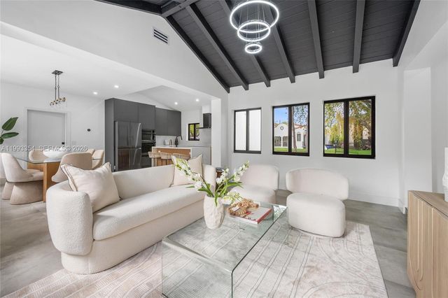 1207 Columbus Blvd, Coral Gables, FL 33134