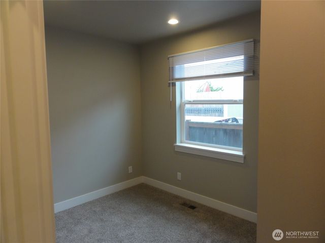 1724 14th Street, Bremerton, WA 98337