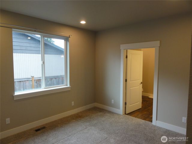 1724 14th Street, Bremerton, WA 98337