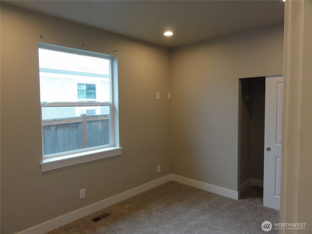 1724 14th Street, Bremerton, WA 98337