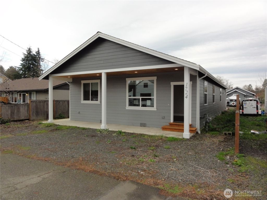 1724 14th Street, Bremerton, WA 98337
