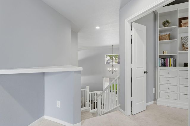 106 Autumn Branch Drive, The Woodlands, TX 77382