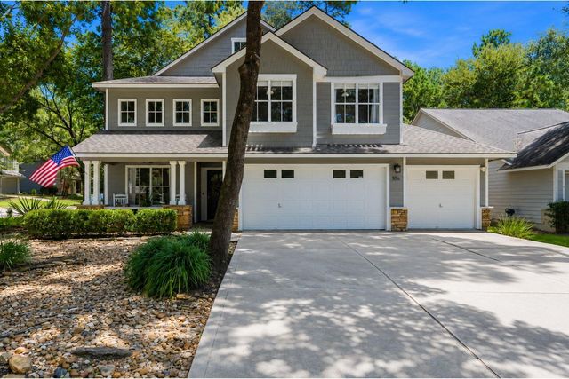 106 Autumn Branch Drive, The Woodlands, TX 77382