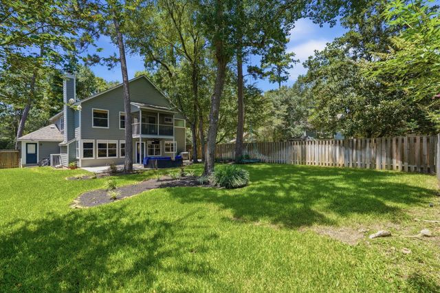 106 Autumn Branch Drive, The Woodlands, TX 77382